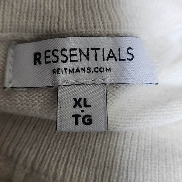 Reitmans Crew Nexk Long Sleeve Relaxed Sweatshirt - Women's - Picture 5 of 7